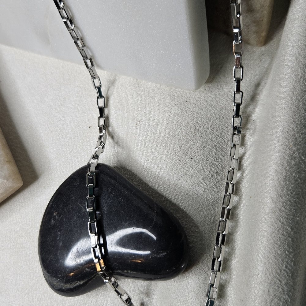 Dramatic Silver Box Chain - Picture 4 of 10